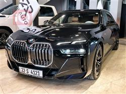 بي ام دبليو الفئة 7